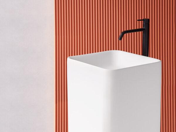 Lavabo tótem CUADRA de Sanycces