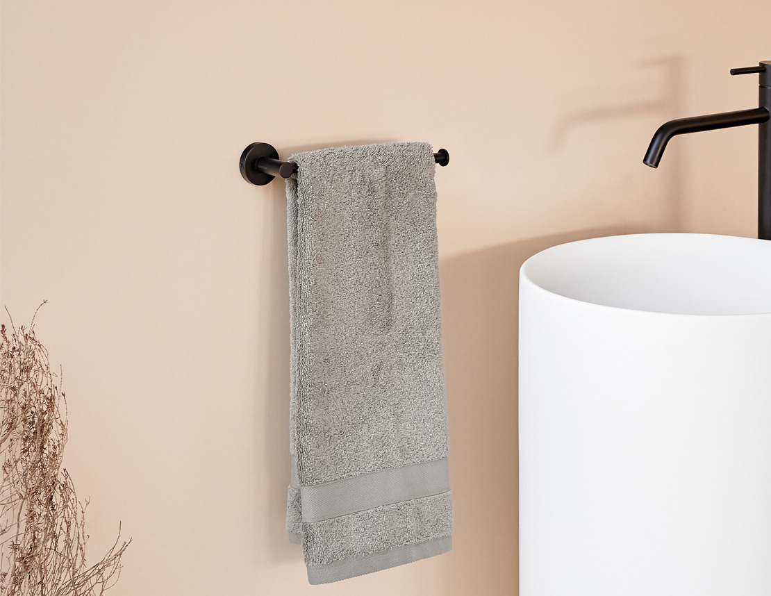 Toallero de barra a pared LOOP metal gun de Sanycces - Imagen 2